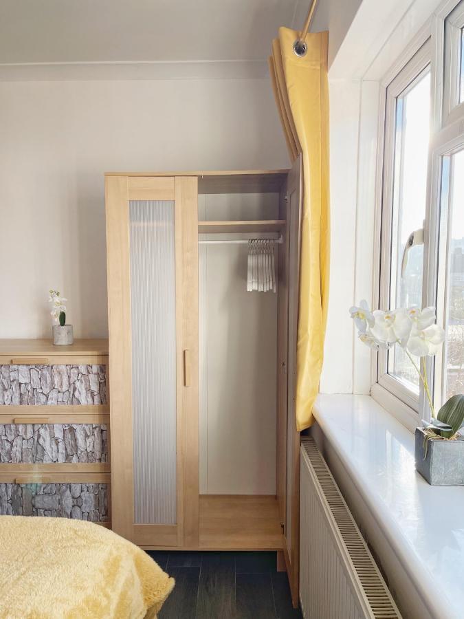 3 Bed Duplex Flat, Free Wifi & Netflix, Ideal For Contractors Apartment Gravesend Exterior photo